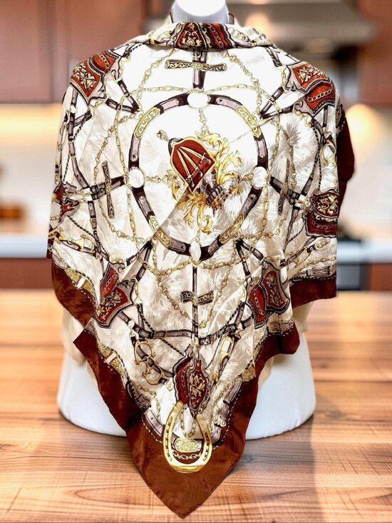 Carres du Louvre Accessories - Les Carres du Louvre Paris  Silk Scarf 34" Ivery Brown Burgendy gold chain ( 31)